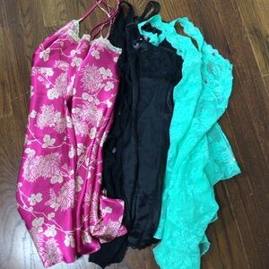 Victoria’s Secret bundle set of 4 all women’s size large